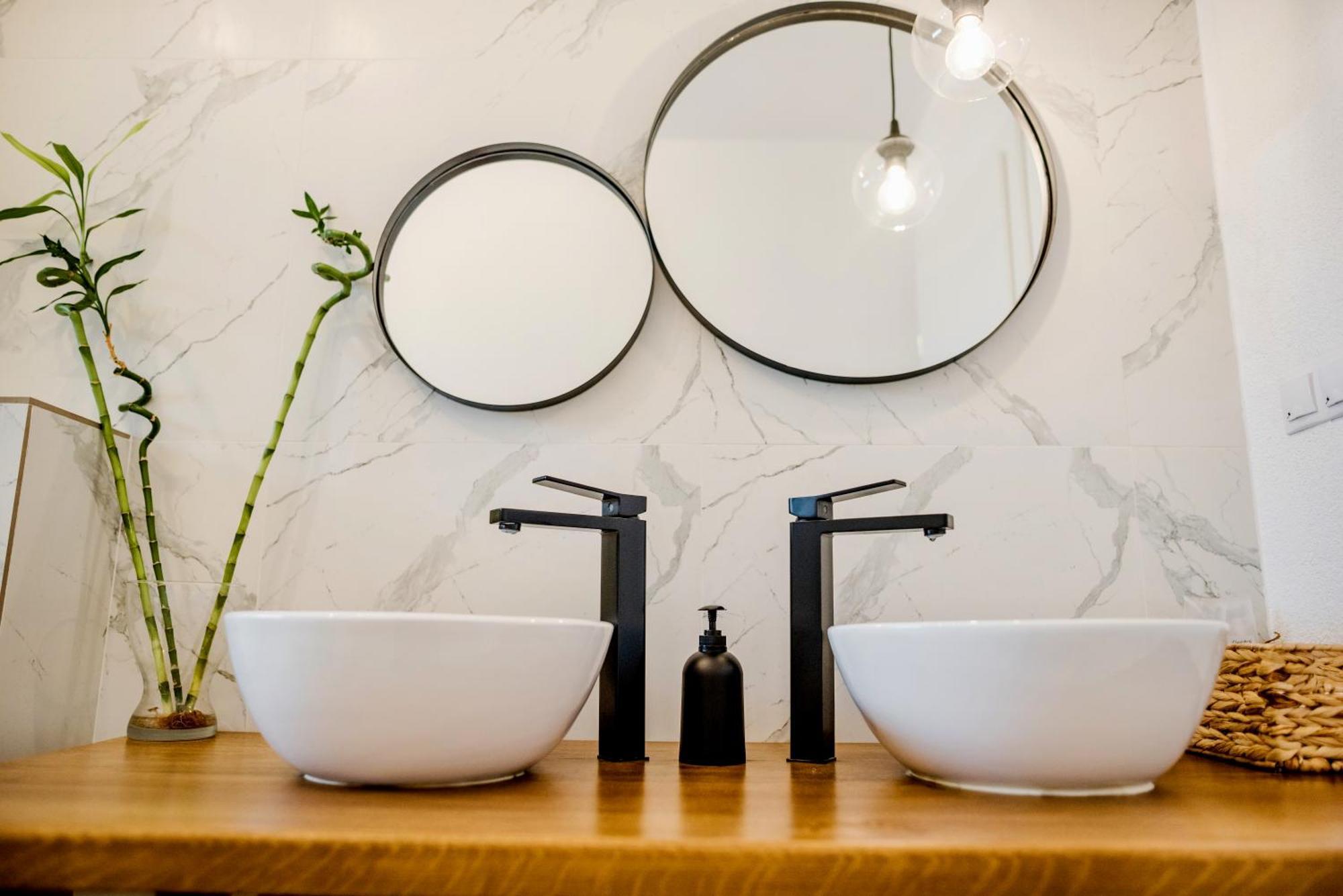 Amazing Mountain View Apartment Sibiu Extérieur photo